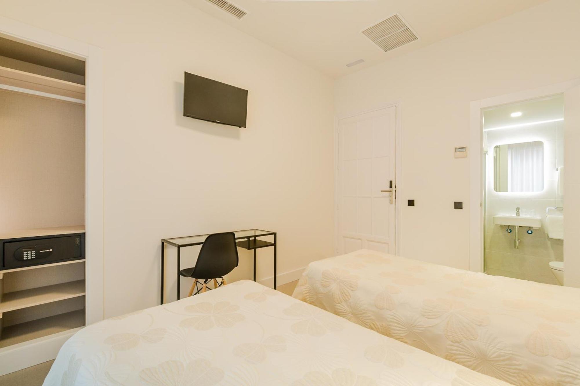 Hostal Excelsior Madrid Dış mekan fotoğraf