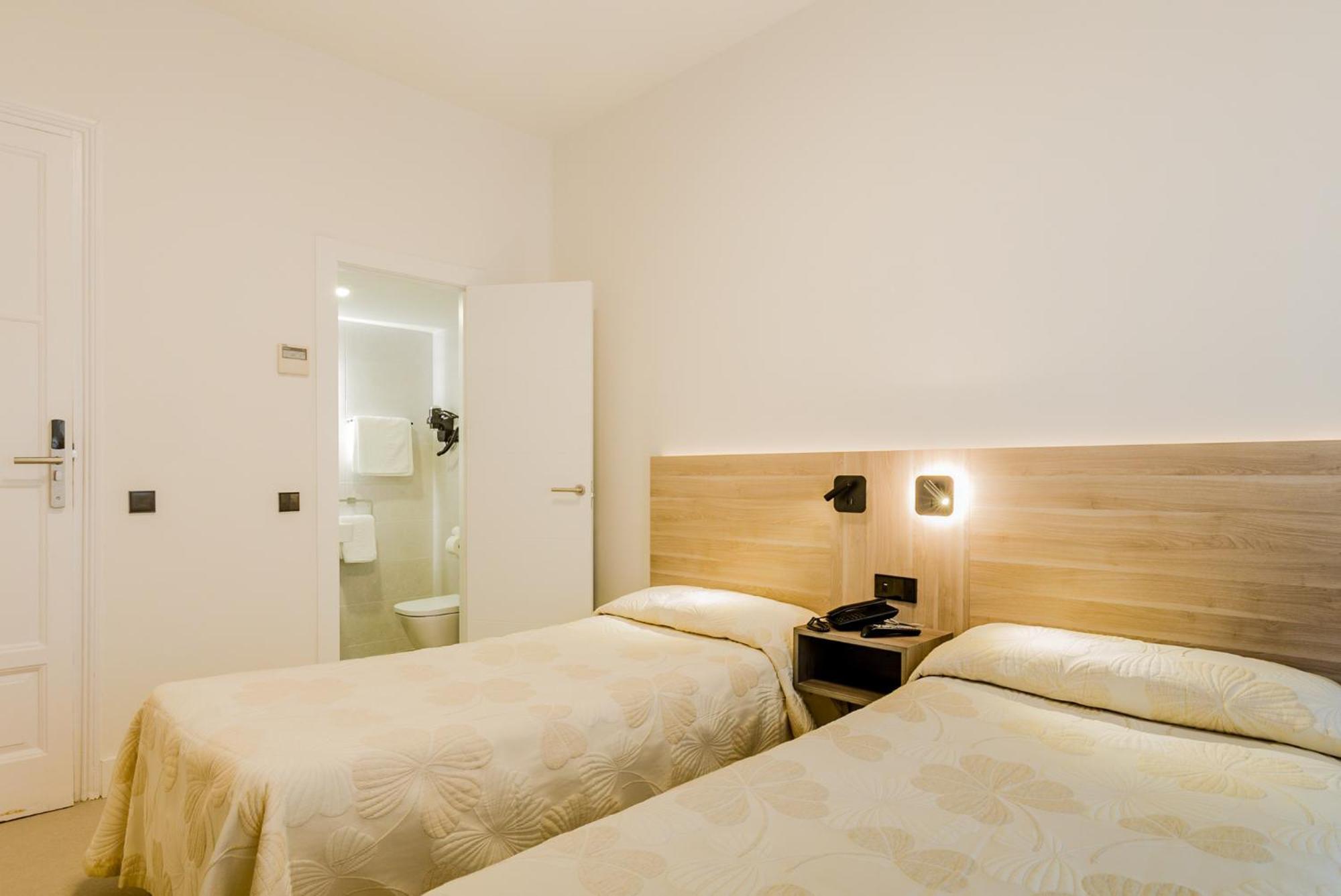 Hostal Excelsior Madrid Dış mekan fotoğraf