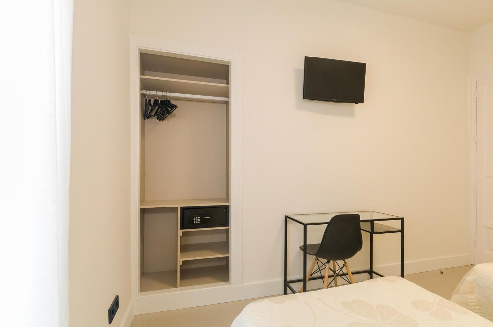 Hostal Excelsior Madrid Dış mekan fotoğraf