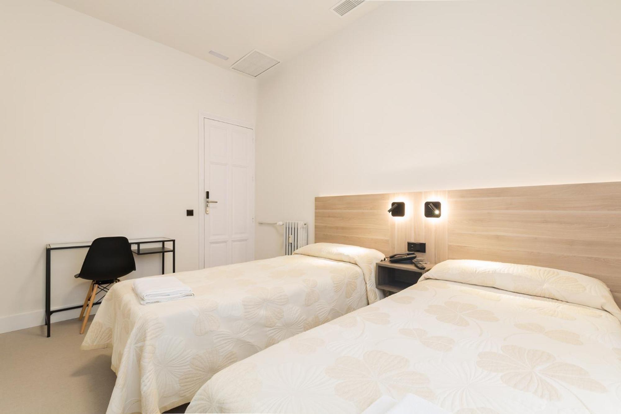 Hostal Excelsior Madrid Dış mekan fotoğraf