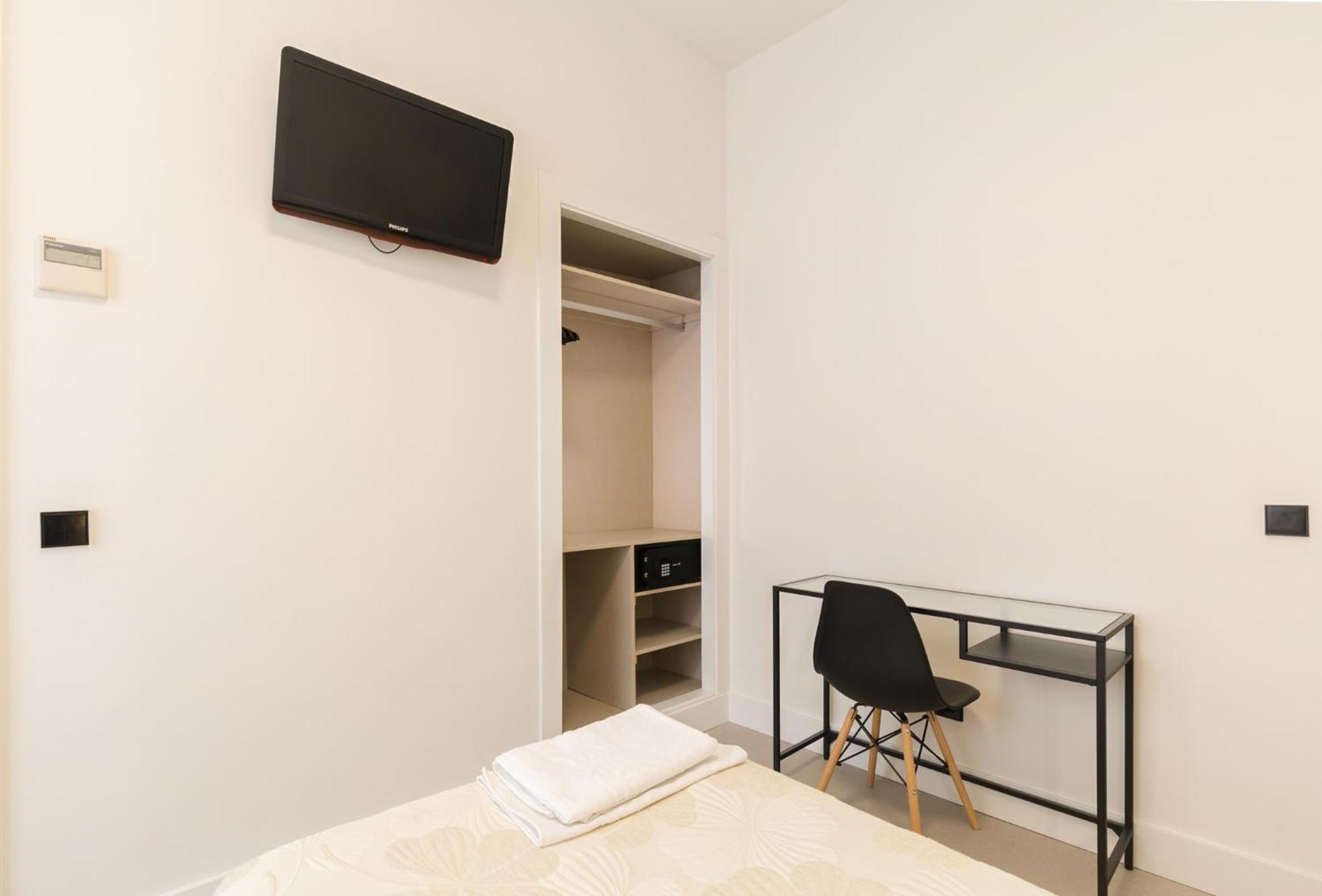 Hostal Excelsior Madrid Dış mekan fotoğraf