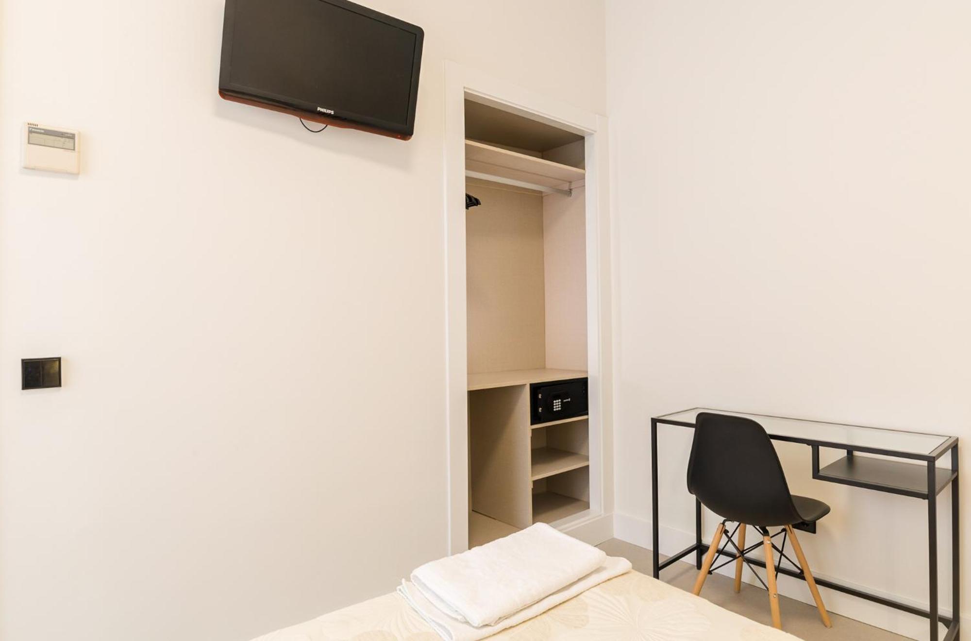 Hostal Excelsior Madrid Dış mekan fotoğraf